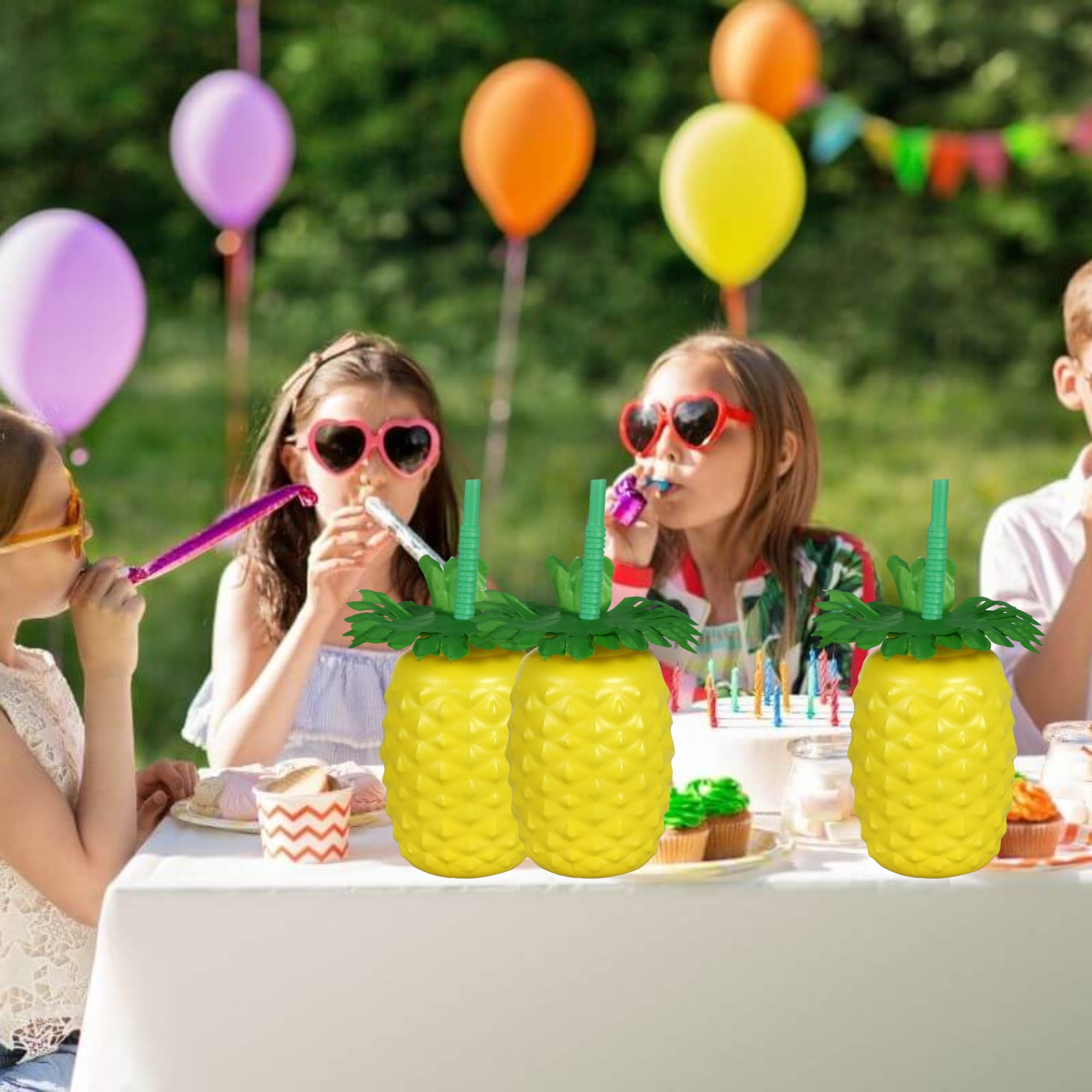 Beach Theme Plastic Cups With Lids and Straws: Luau Plastic Drink Cups With  Lids and Straws 