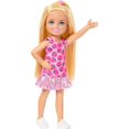 thumbnail image 4 of Muñeca Barbie Club Chelsea de 15 cm con pelo y vestido rubios, 4 of 6