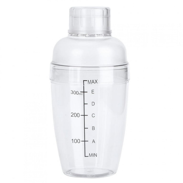 1PC Plastic Cocktail Shaker with Scale and Strainer Top, Clear Plastic  Cocktail Shaker Bottle Wine Mixer Bottle Cocktail Tea Measuring Jigger for  Bar