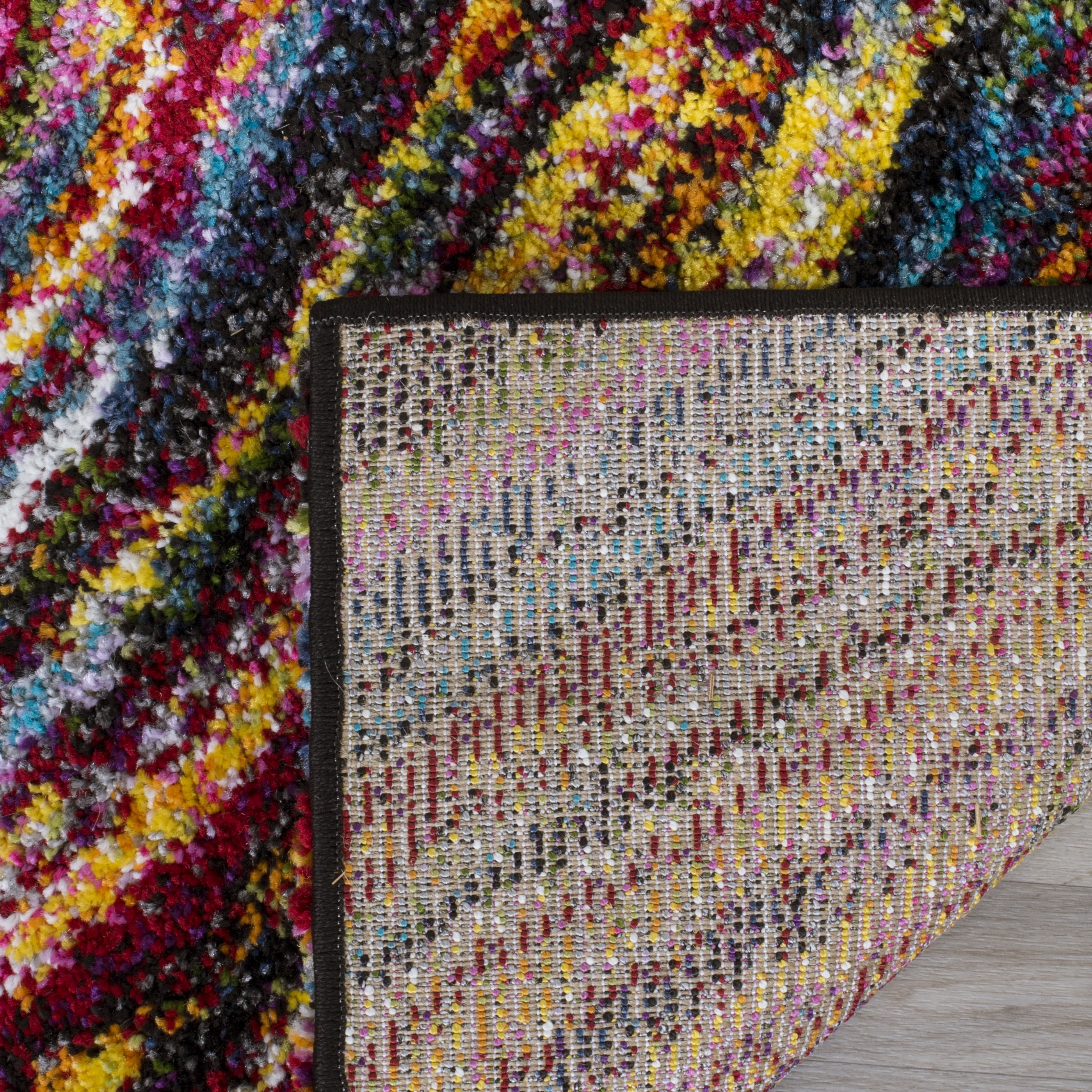 Safavieh Fiesta Lacklan Geometric Shag Area Rug, Multi, 6'7" x 9'2"