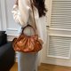 thumbnail image 3 of Bolso Nube Hombro Plisado Mano Media PU Color Sólido para Mujer, 3 of 9