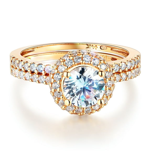 Wellingsale Ladies Solid 14k Yellow Gold Polished CZ Cubic Zirconia Round Cut Halo Engagement Ring with Side Stones and Matching Band Bridal Set - Size 4