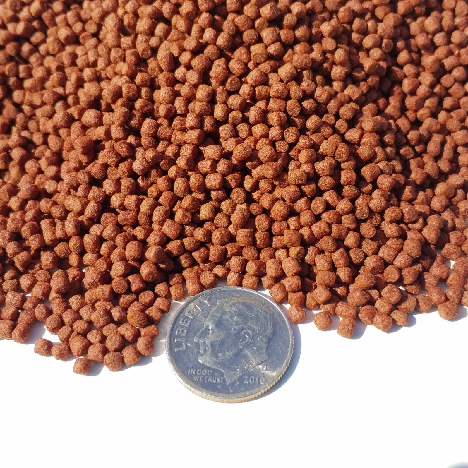 Ultra Intense Color Enhancing 2mm Floating Pellets for Discus, Cichlids, All Tropical Fish…1500g / 3.3-lbs