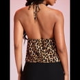 thumbnail image 4 of Top de Mujer con Estampado de Leopardo, Cuello Halter, Espalda Descubierta, Abertura Frontal, Dobladillo con Volantes y Corte para Salir. Estampado de Leopardo M, 4 of 10