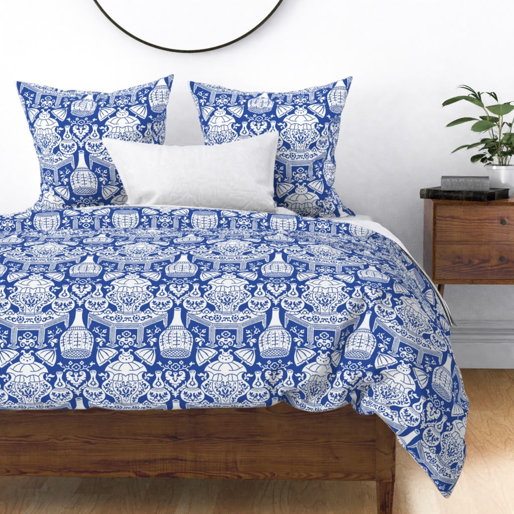 Chinoiserie Asian Art Inspired Blue And White Sateen Duvet Cover by