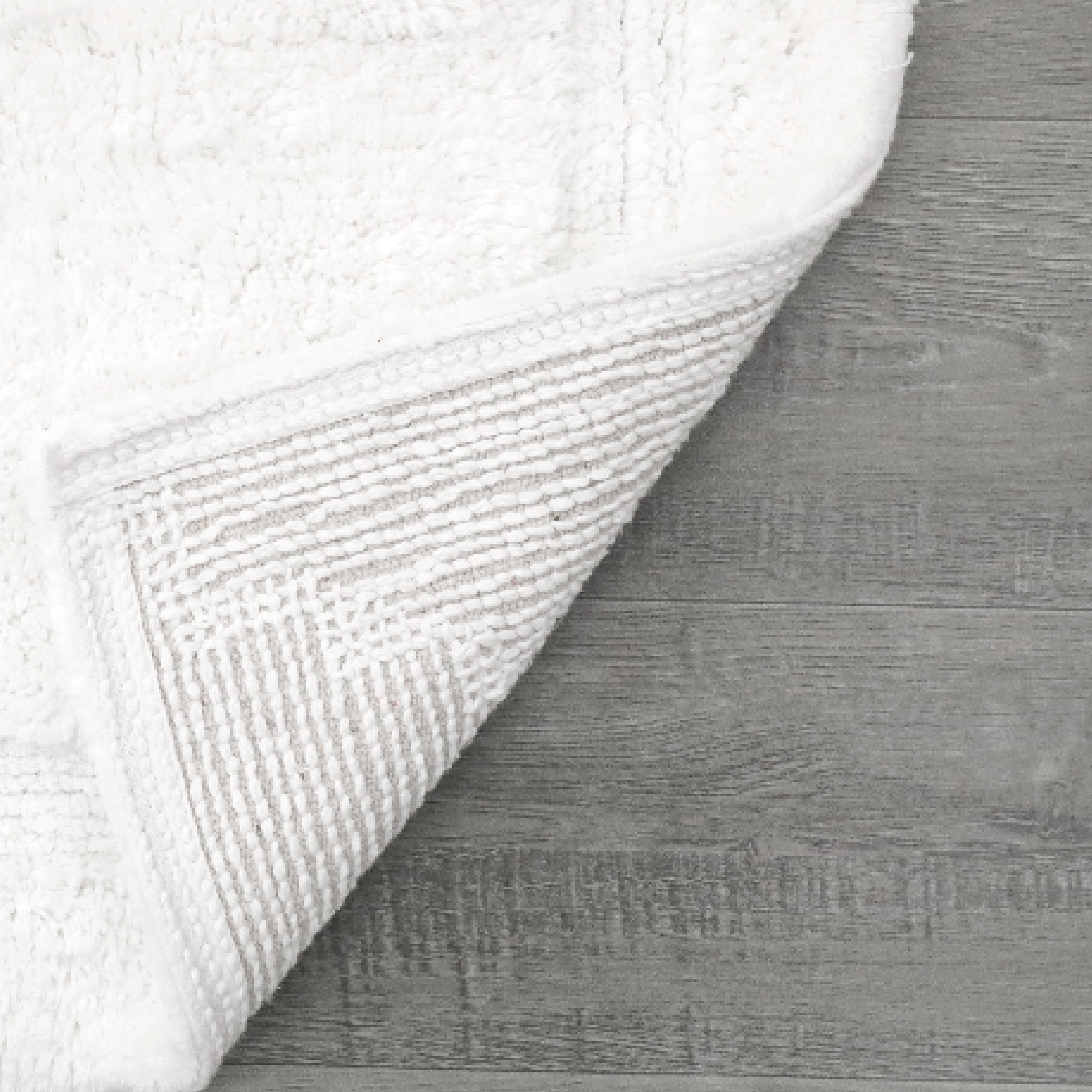 Jean Pierre New York Lydia Border 100% Cotton Bath Mat - Non-Slip Bath Rug - White - 17"x24"