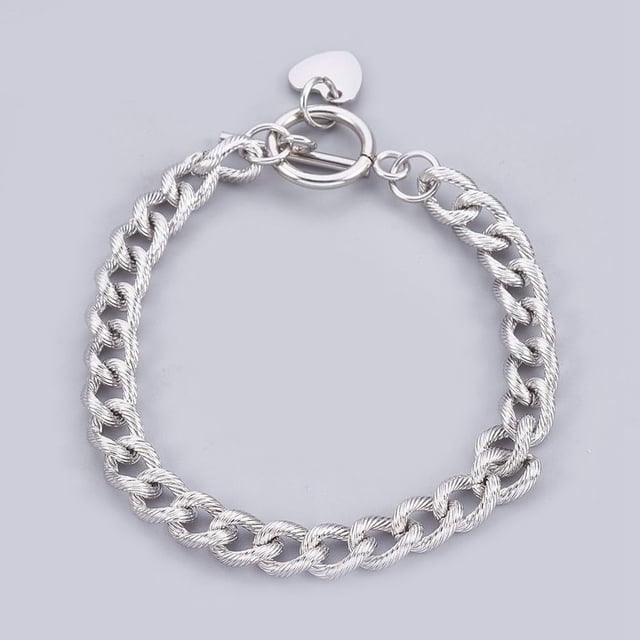 Pulsera de eslabones de acero inoxidable con cierre de palanca y dije en forma de corazón (1 unidad). Pulsera de acero inoxidable chapada en color. Para mujer y hombre. Cadenas plateadas.