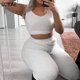 thumbnail image 4 of Conjunto de Pijamas de terciopelo esponjoso para mujer, ropa de dormir informal, camiseta sin mangas y pantalones, traje de Casa de ocio, ropa de dormir de 2 piezas, invierno, nuevo, 4 of 4