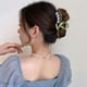 thumbnail image 5 of Guardurnaity Pinzas decorativas para el pelo con flores a la moda para mujer, tocados elegantes para esposa, regalos de cumpleaños, abrazadera para Ropa, zapatos y accesorios Miscelánea, 5 of 6
