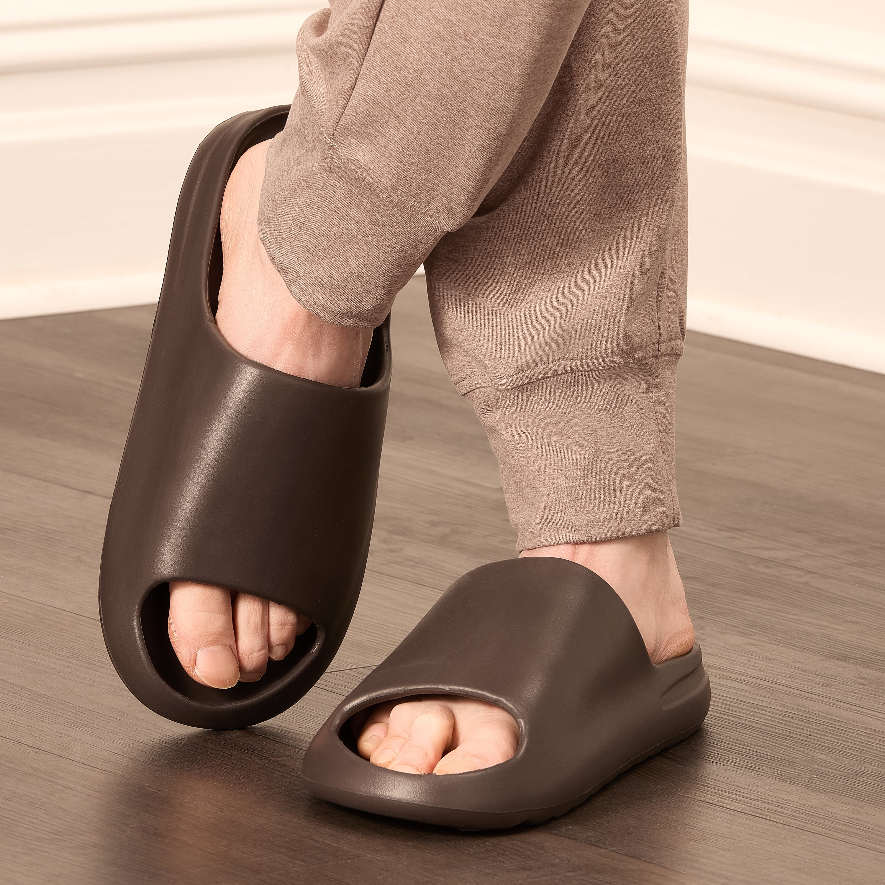 Fruit of the Loom Men's EVA comfort slides