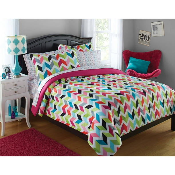 Your Zone Bright Chevron Print Bed In A, Pink Chevron Twin Xl Bedding
