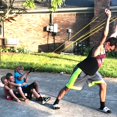 thumbnail image 4 of Lanzador de globos de agua 500 Yard Toys 3 Person Slingshot 500 Water Balloons, The Beast Heavy Duty T-Shirt Launcher Water Bomb Slingshot Trebuchet Balloon Fight Cannon Catapult WD.WDQZL Hogar, 4 of 6