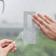 thumbnail image 2 of Kit de reparación de mosquiteros, 2 m, cinta resistente al agua, malla cubierta de fibra de vidrio, repara mosquiteros de ventanas y orificios de rotura de puertas mosquiteras JAMW Sencillez, 2 of 5