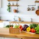 thumbnail image 4 of unbranded Cesta Colgante De Rattan Falso Para Cocina Almacenamiento Organizado Y Ventilado, 4 of 8