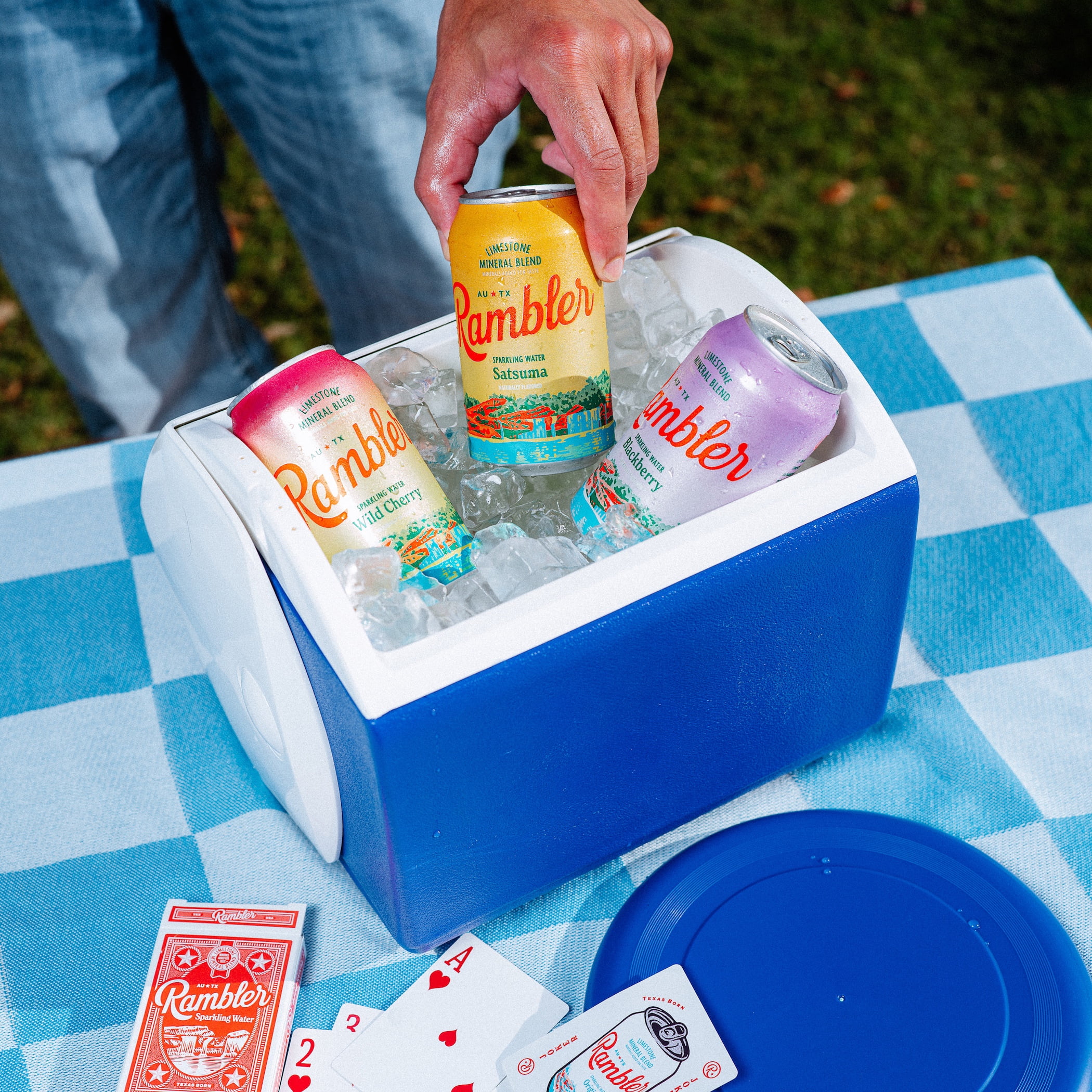 Rambler Sparkling Water, Satsuma 8pk Cans, Texas Limestone