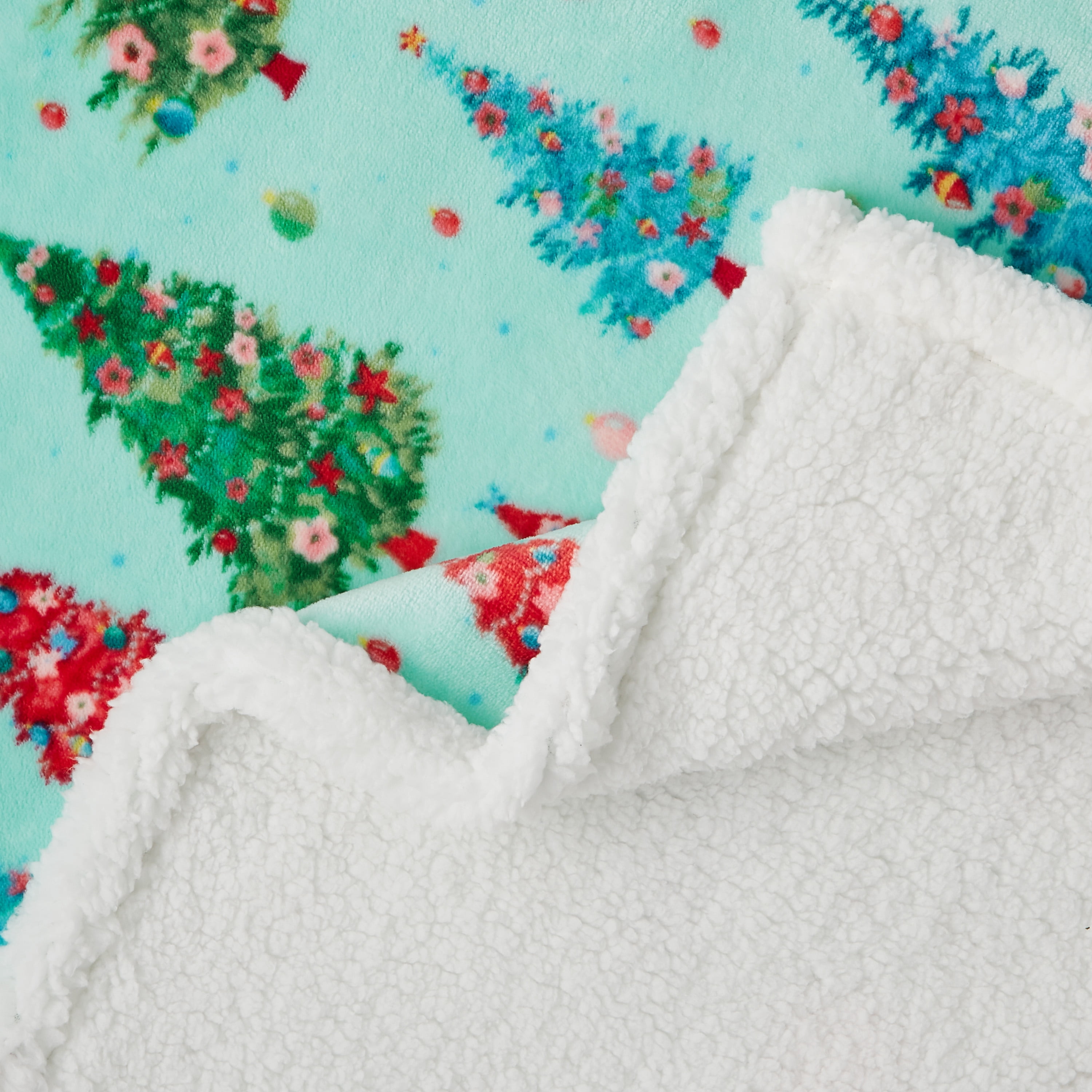 The Pioneer Woman Plush Reversible Throw Blanket - Trees
