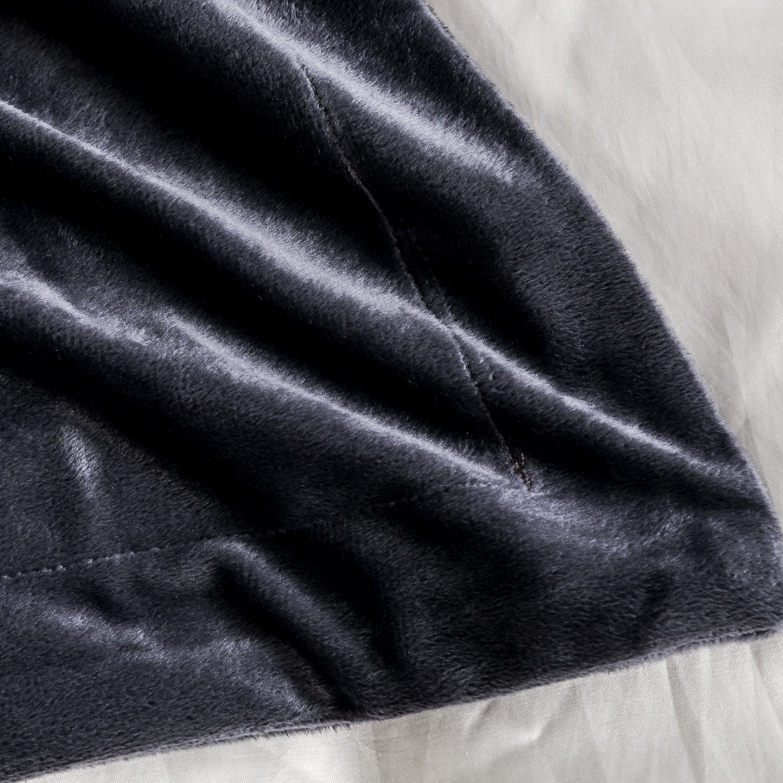 NTBAY 3 Piece Velvet Queen Duvet Cover Set with Zipper Closure and Corner Tie, Ultra Soft and Luxury Comforter Cover Set, 90"x90", Charcoal Gray