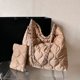 thumbnail image 1 of Bolso de hombro de moda para mujer Bolso de hombro acolchado suave Bolso de viaje (Caqui), 1 of 8