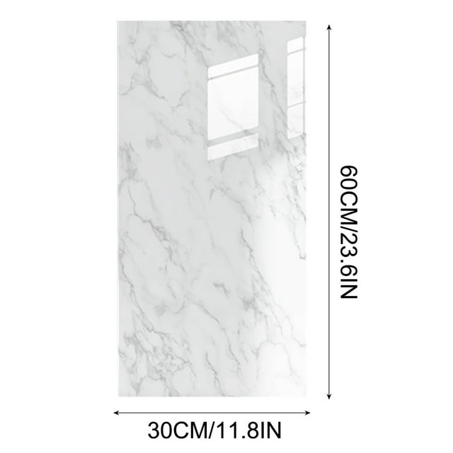 pegatinas de pared de imitación de azulejo, panel decorativo de pared despegable y pegable (30 x 60 cm) panel rectangular con patrón tipo mármol blanco y vetas grises, vista frontal centrada con acabado brillante y marcas de dimensiones 30 cm x 60 cm; fondo neutro; puede usarse para renovar superficies decorativas.