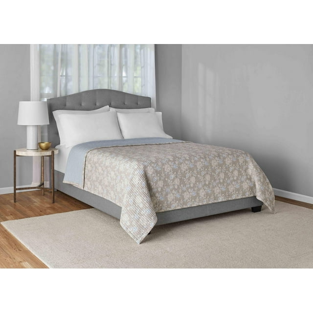 Mainstays Garment Wash Adult Matelasse Quilt, Printed, King, 1 Piece