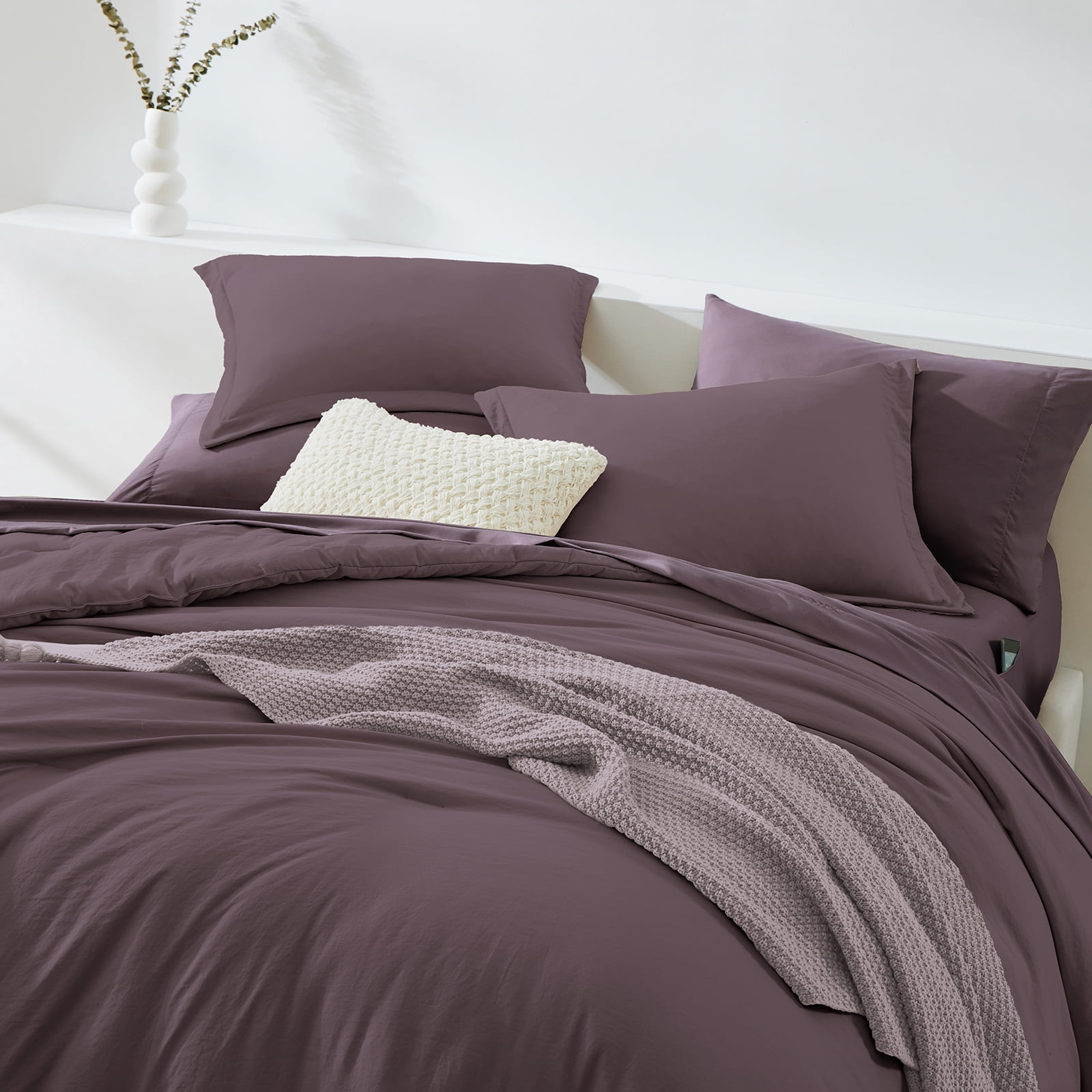 Amberspace Prewashed fabric 7-piece Bed in a Bag Comforter Set with Sheets,Dark purple,Full