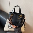 thumbnail image 3 of Bolso de mano estilo retro informal tipo cubo para mujer, nuevo estilo 2025, moderno bolso de hombro, versión coreana, bolso de mujer versátil de alta gama, 3 of 5