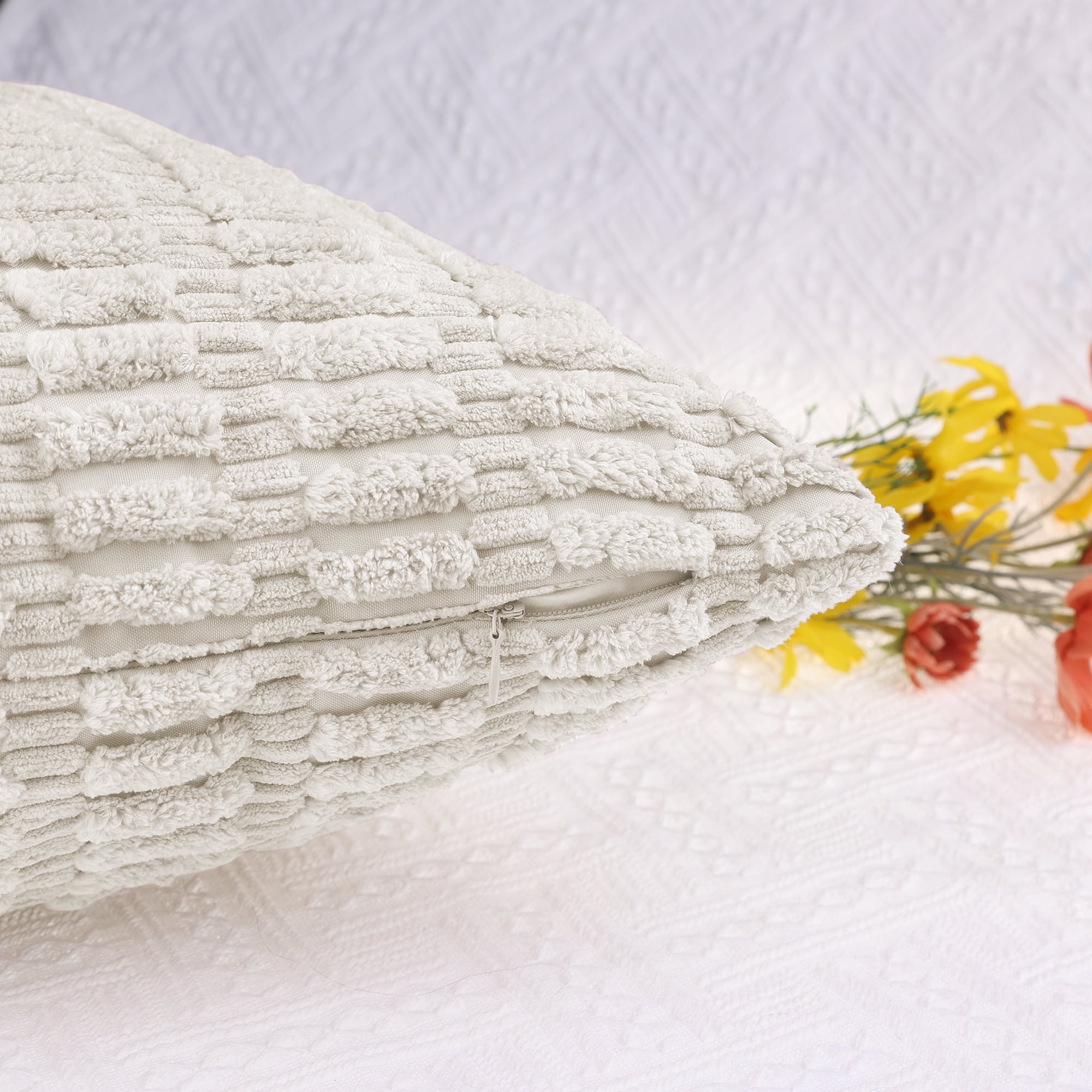 Unique Bargains 4 Pcs Soft Cozy Throw Pillow Covers 12" x 20" Beige/Blue Flower
