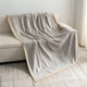 thumbnail image 5 of Manta de punto con estampado geométrico, manta para sofá, manta ligera para aire acondicionado, manta decorativa suave, manta para la siesta en la oficina, manta de viaje, manta de punto acrílico, 5 of 6