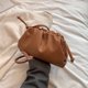 thumbnail image 5 of Bolso Mano PU para Mujer Nube Suave Cruzado Gran Capacidad (marrón), 5 of 7