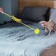 thumbnail image 3 of Teaser de gatos colgantes Pega una pelota, 3 of 5