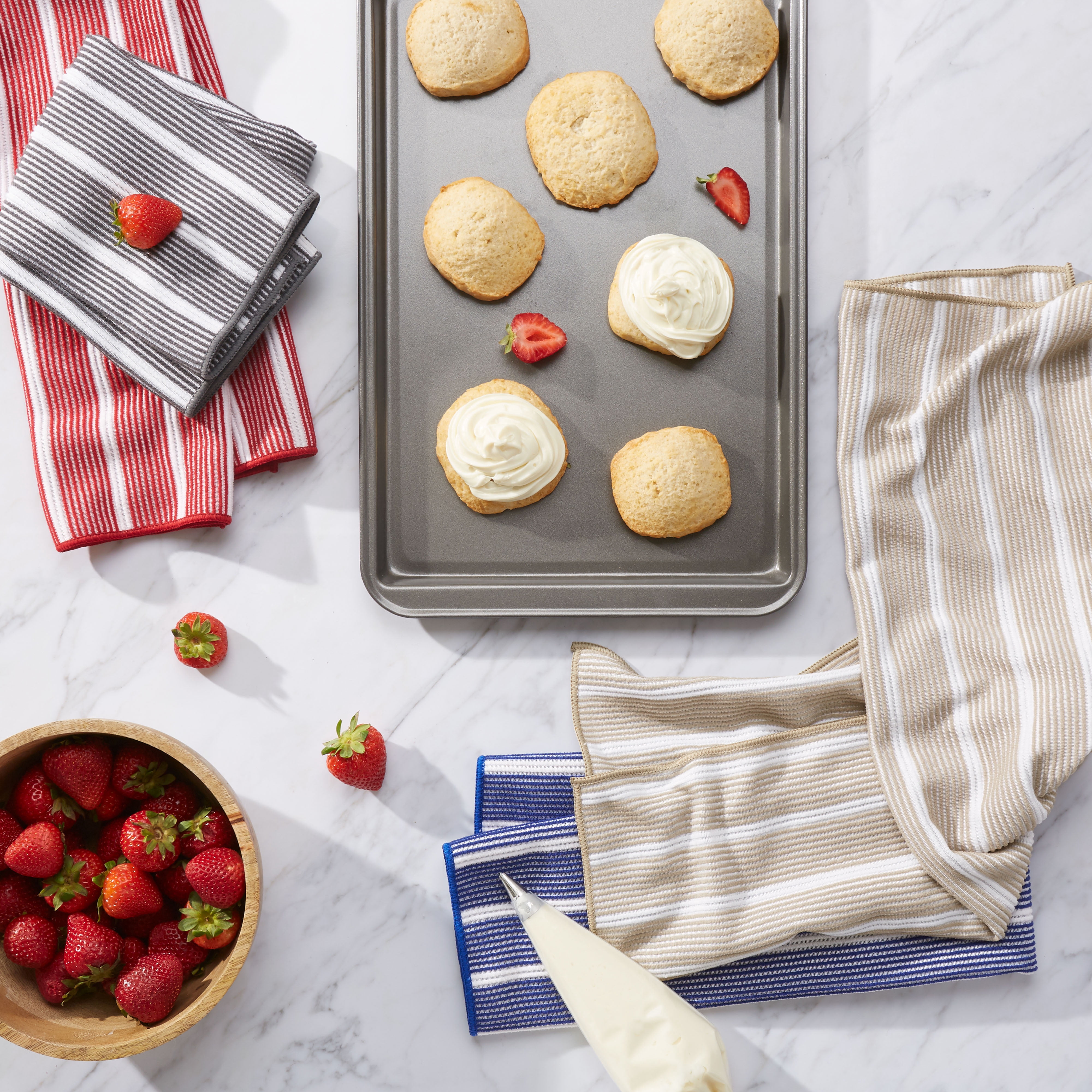 Town & Country Living Rainbow Kitchen Towel Set
