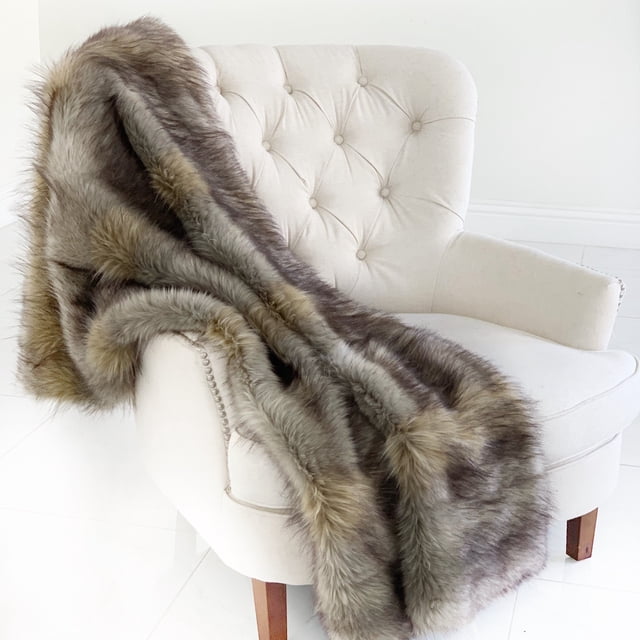 Manta de tiro Plutus Grey Wolverine Pelage Plush Hecho a mano de lujo 90L x 90W Full-Grey