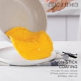 thumbnail image 4 of Juego de utensilios de cocina de aluminio fundido antiadherentes Country Kitchen: utensilios de cocina duraderos para la cocina diaria, mango redondo color crema, 11 piezas., 4 of 5