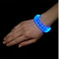 thumbnail image 3 of 10 Pcslights Rouge, Bracelets Lumineux Mode blueLED, bracelet Flash en silicone, Contient Batterie, 3 of 5