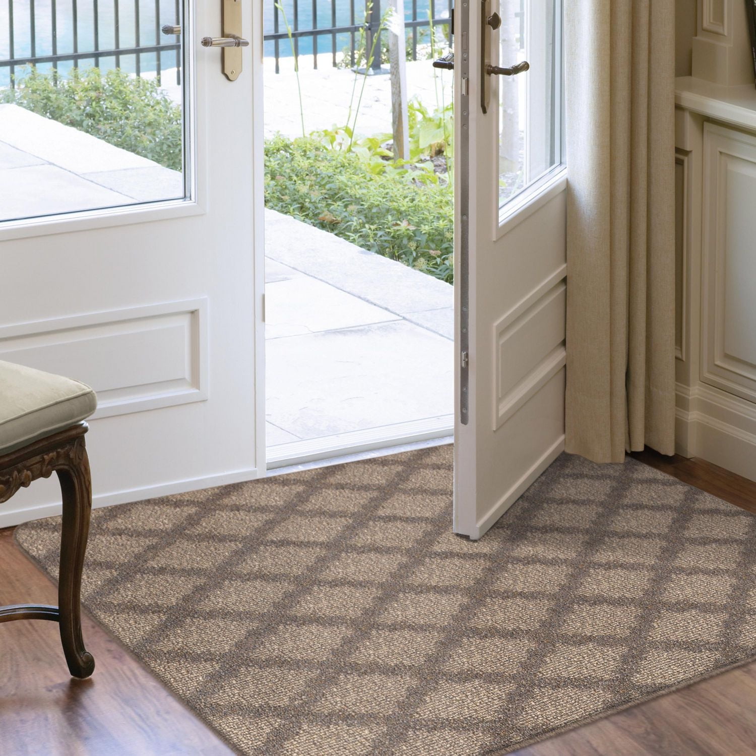 Tapis Stampford gris de 3 pi x 4 pi