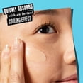 thumbnail image 3 of Crema hidratante Kiehl's Ultra Facial sin aceite de 28 ml para piel grasa, 3 of 5