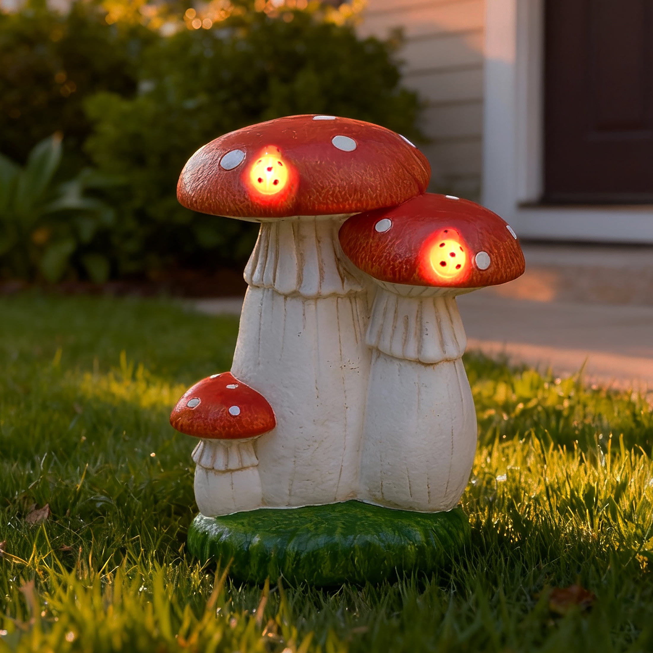 Mainstays Solar Three Mushrooms Outdoor Garden Statue with LED Light, Weather-Resistant