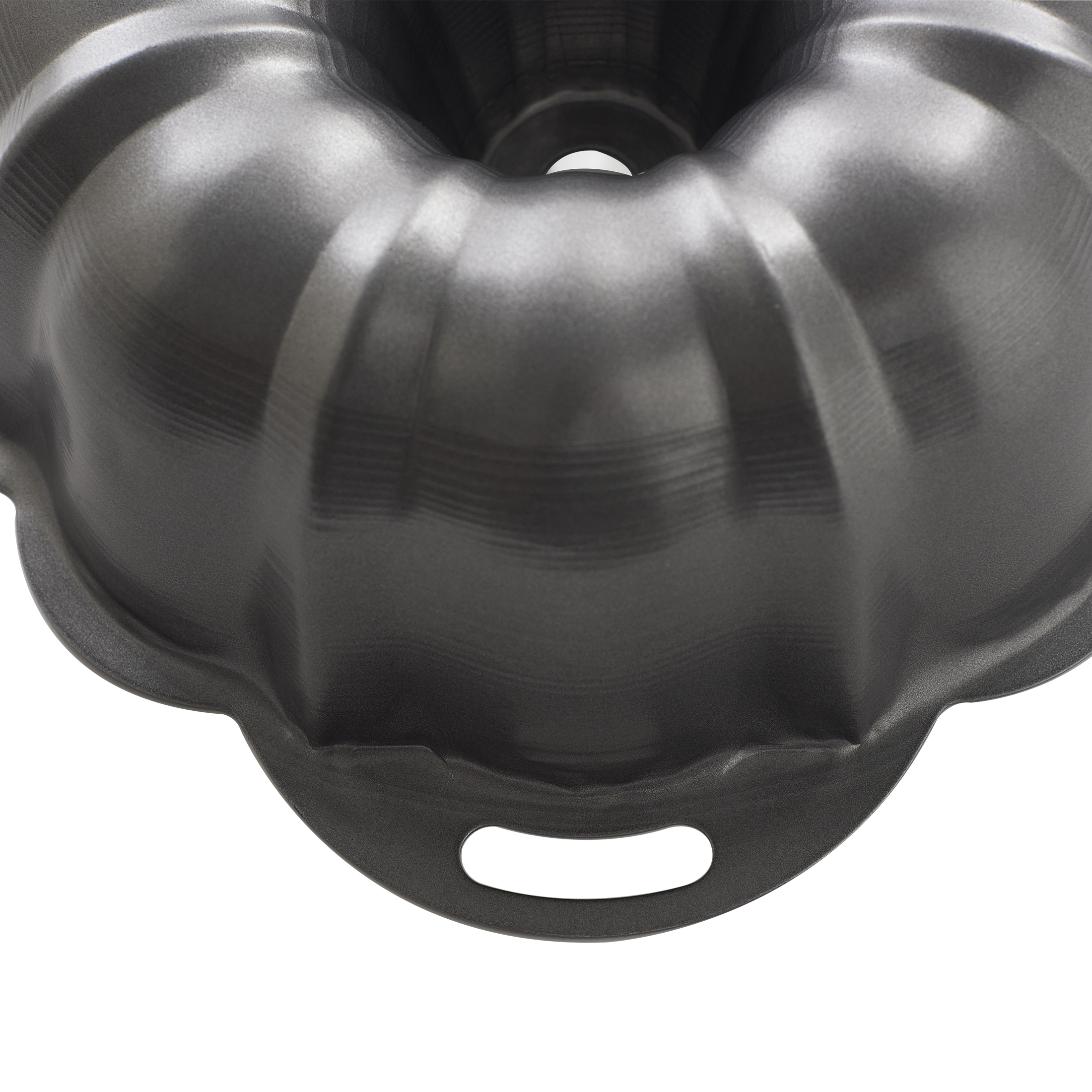 Nordic Ware Proform 12-Cup Nonstick Bundt Cake Pan photo 6
