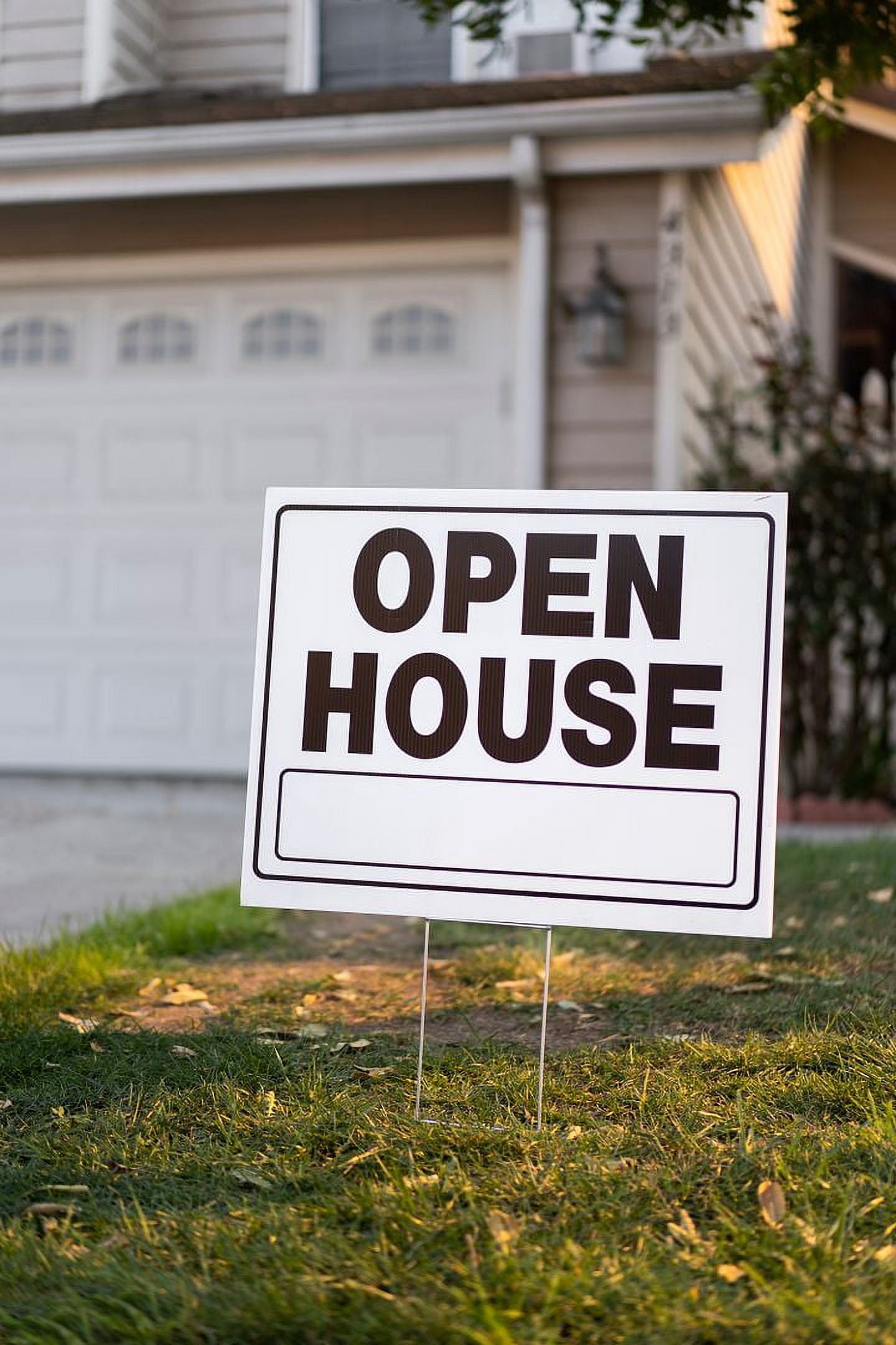 Pollycor Blank Corrugated Polypropylene Plastic Yard Signs. Great for Business Signage, Garage Sales, Real Estate, House Party, DIY. 24" x 18" Pack of 100
