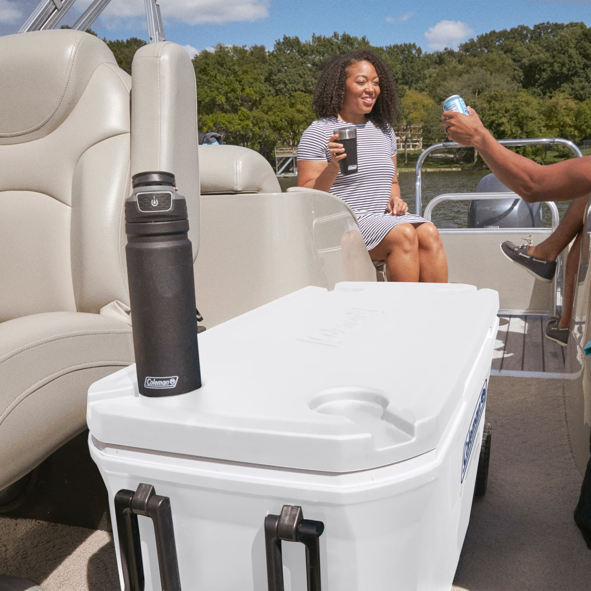 Coleman Classic Series 100 Qt. Marine Wheeled Cooler