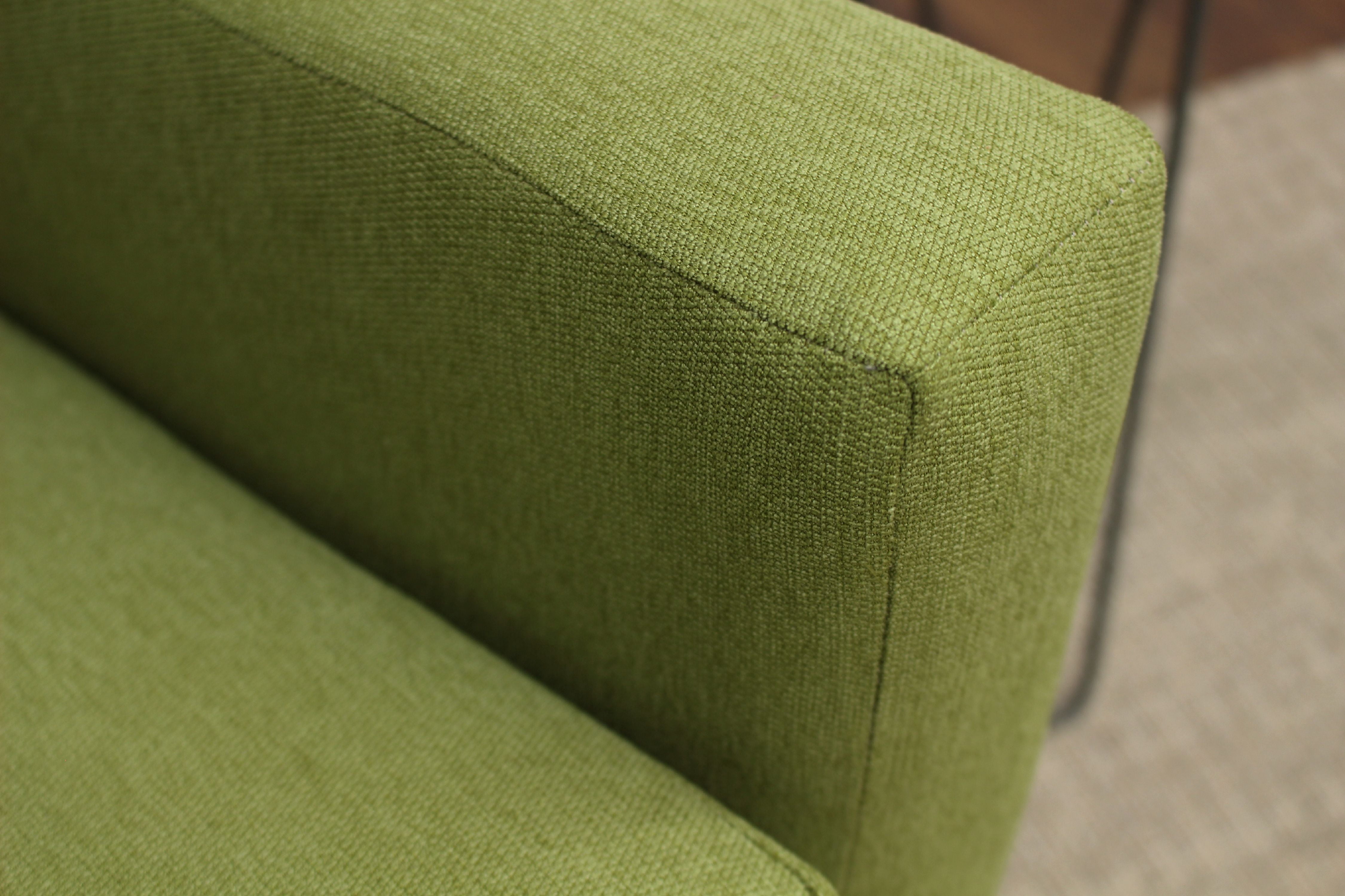 Fox Hill Trading Emma Lounge Chair, Fern Green