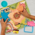 thumbnail image 3 of Set de juego Play-Doh Bluey Goes para acampar con herramientas para fogatas durante más de 3 años, 3 of 8