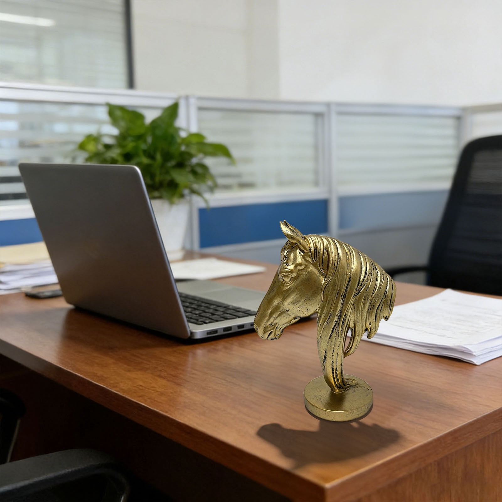 Bristle Horse Head Desk Ornament, Minimalist Modern Sculpture For Home Office Shelf Decoration Equestrian Lovers Art Display And Creative Workspace Accent