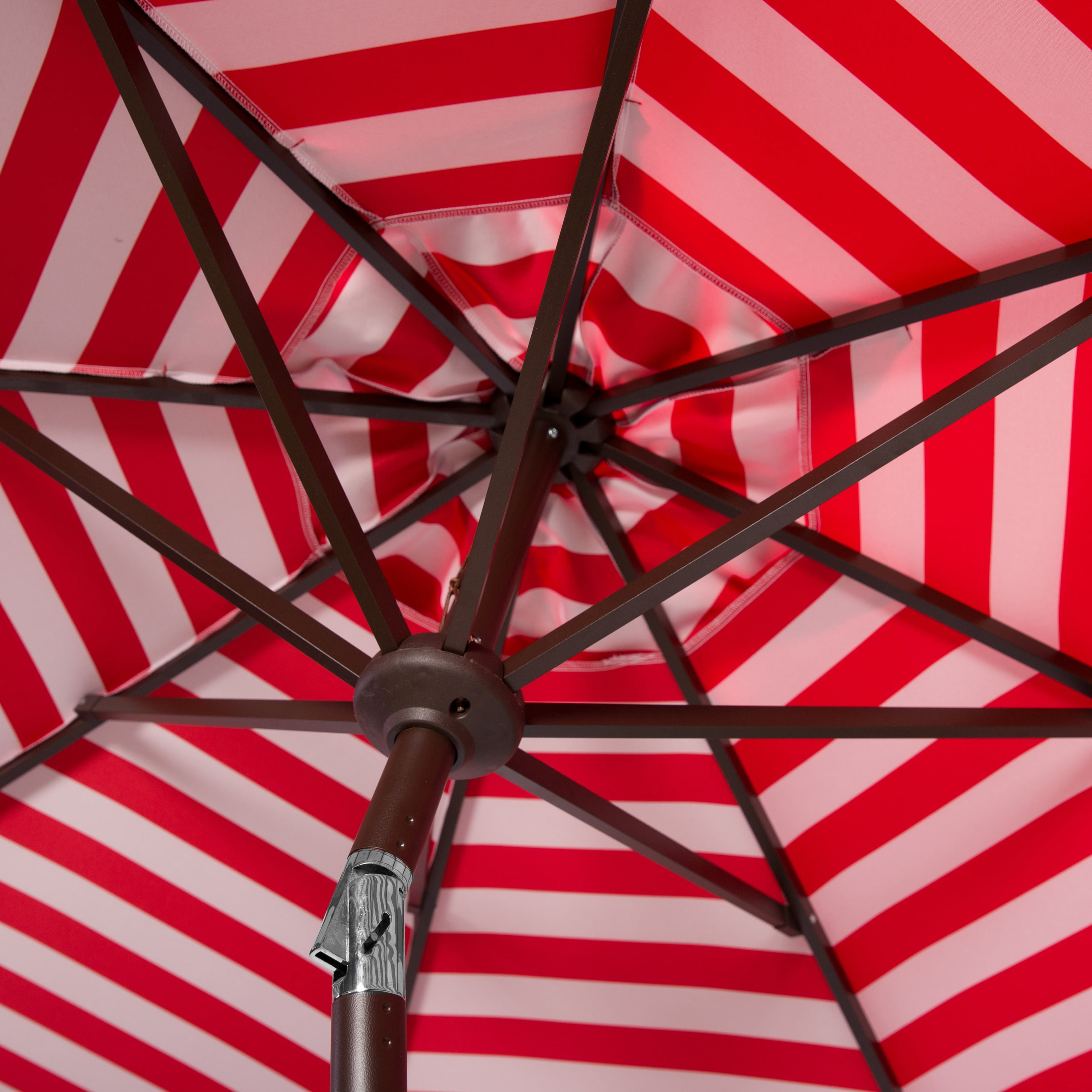 SAFAVIEH Athens 11' Market Crank Round Patio Umbrella, Red/White