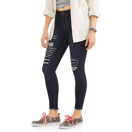 Juniors' Destructed Skinny Jeans w/ Frayed Hem