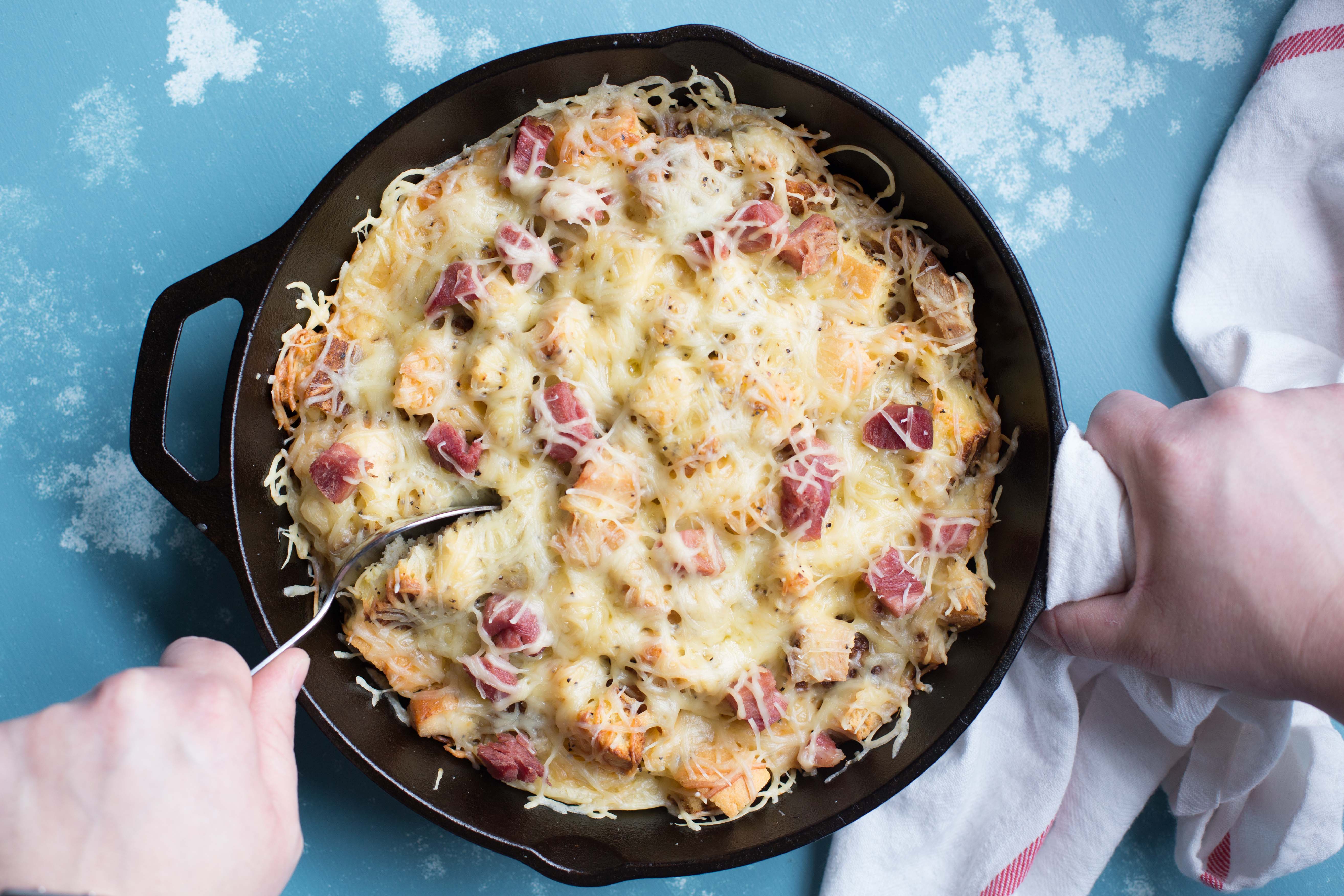 Lodge 12-Inch Seasoned Cast Iron Skillet photo 6