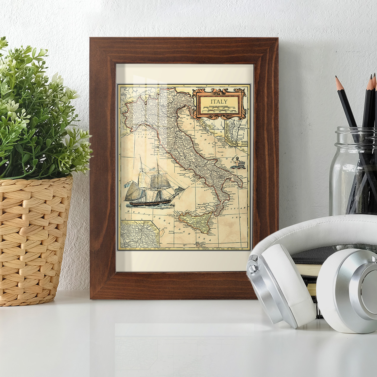 Italy Map -Framed Print w/glass-Chestnut