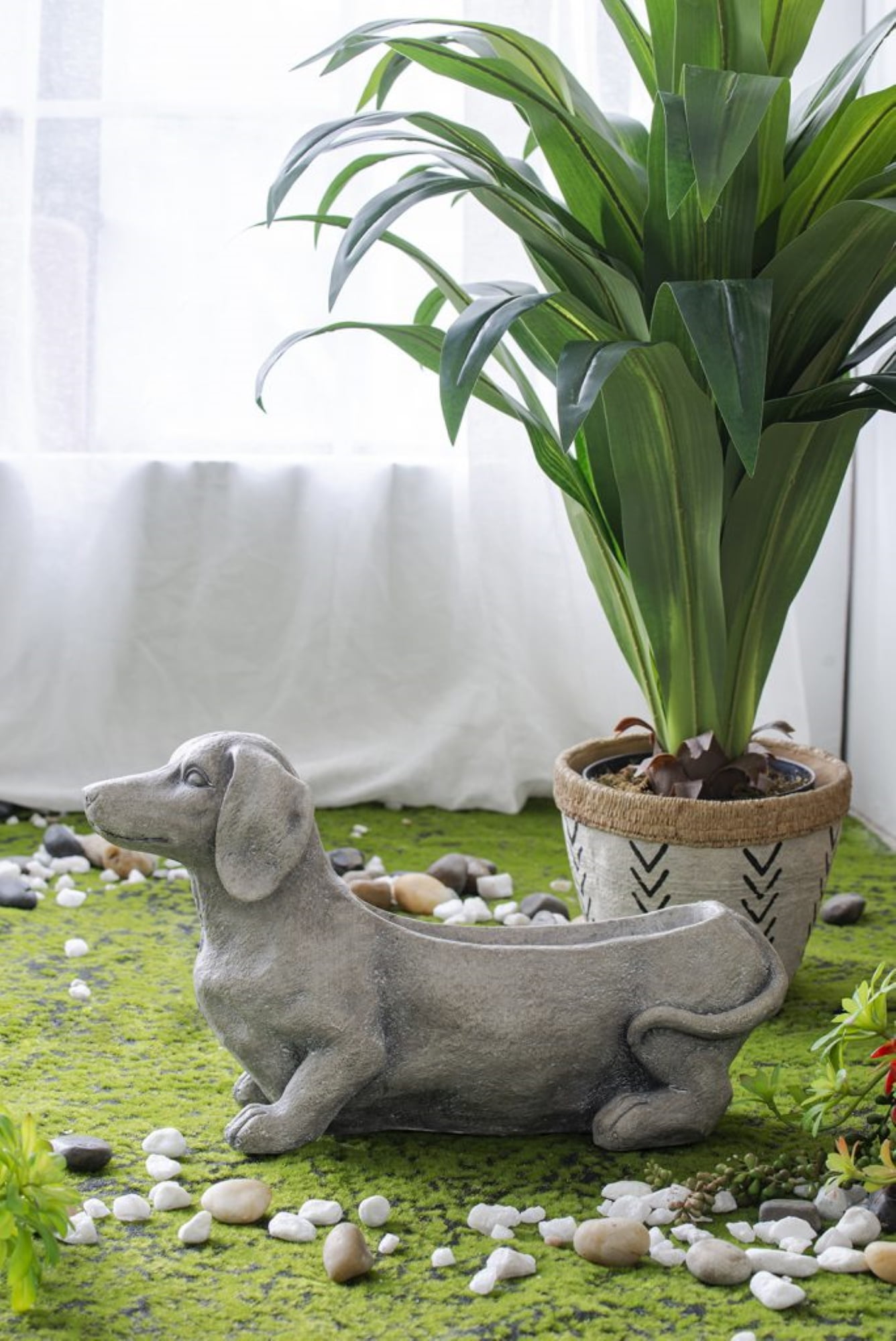 CC Home Furnishings Dachshund Dog Outdoor Garden Planter - Gray