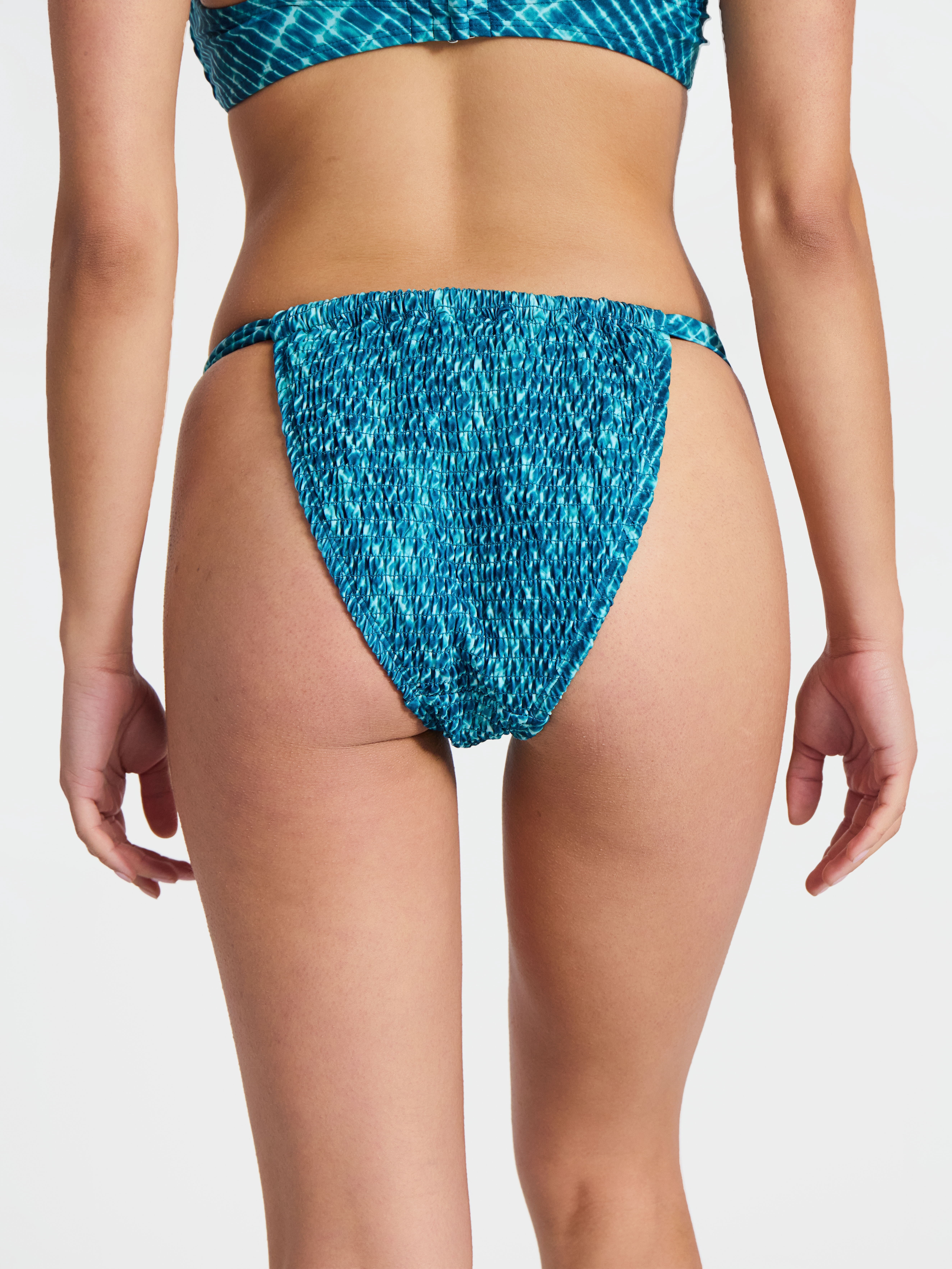 No Boundaries Smocked Cheeky High Leg Bikini Bottoms, Women’s