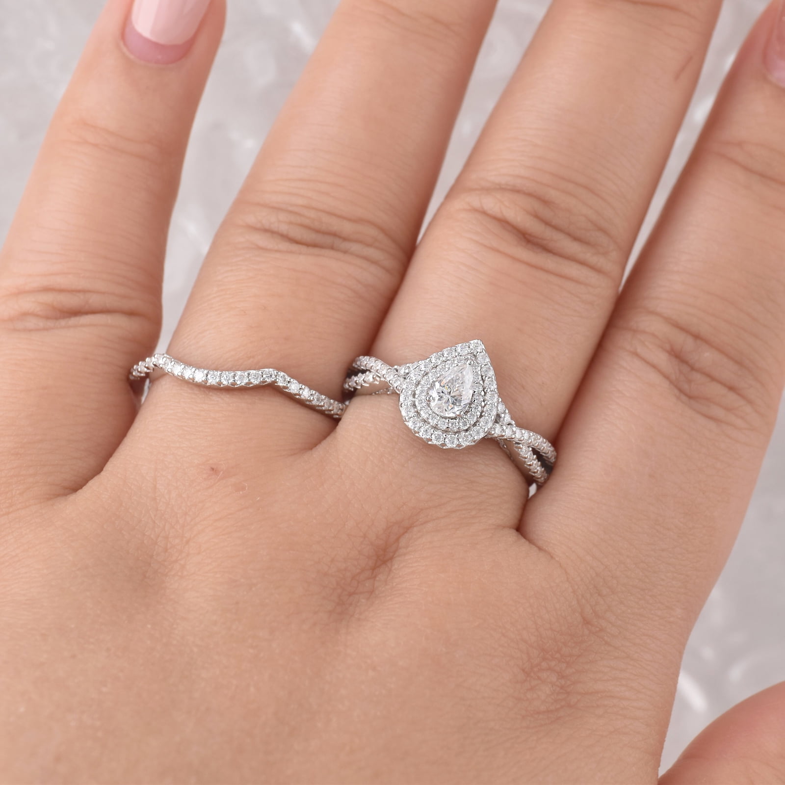 Newshe Jewellery 2 Ct Moissanite Wedding Rings for Women Twisted Band 925 Sterling Silver Rings Size 8